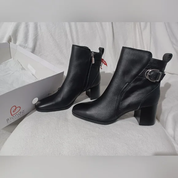 NIB Blondo Black Leather Gemma Waterproof Bootie Size 8.5M  display picture 3